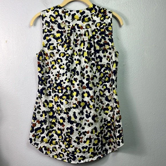 Cabi Fierce Seeing Spots Gathered Ruffle Collar V-Neck Sleeveless Blouse Small - Picture 7 of 7
